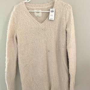 Abercrombie Small Cream Sweater NWT